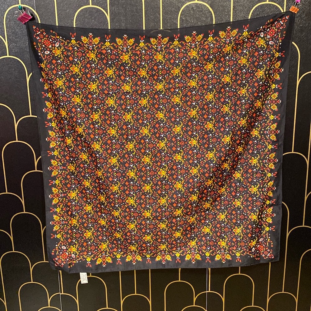 Sally Gee scarf
